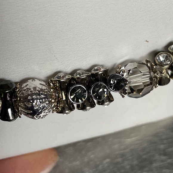 Gorgeous Stretch Bracelet, Beaded. NWOT - Picture 10 of 13